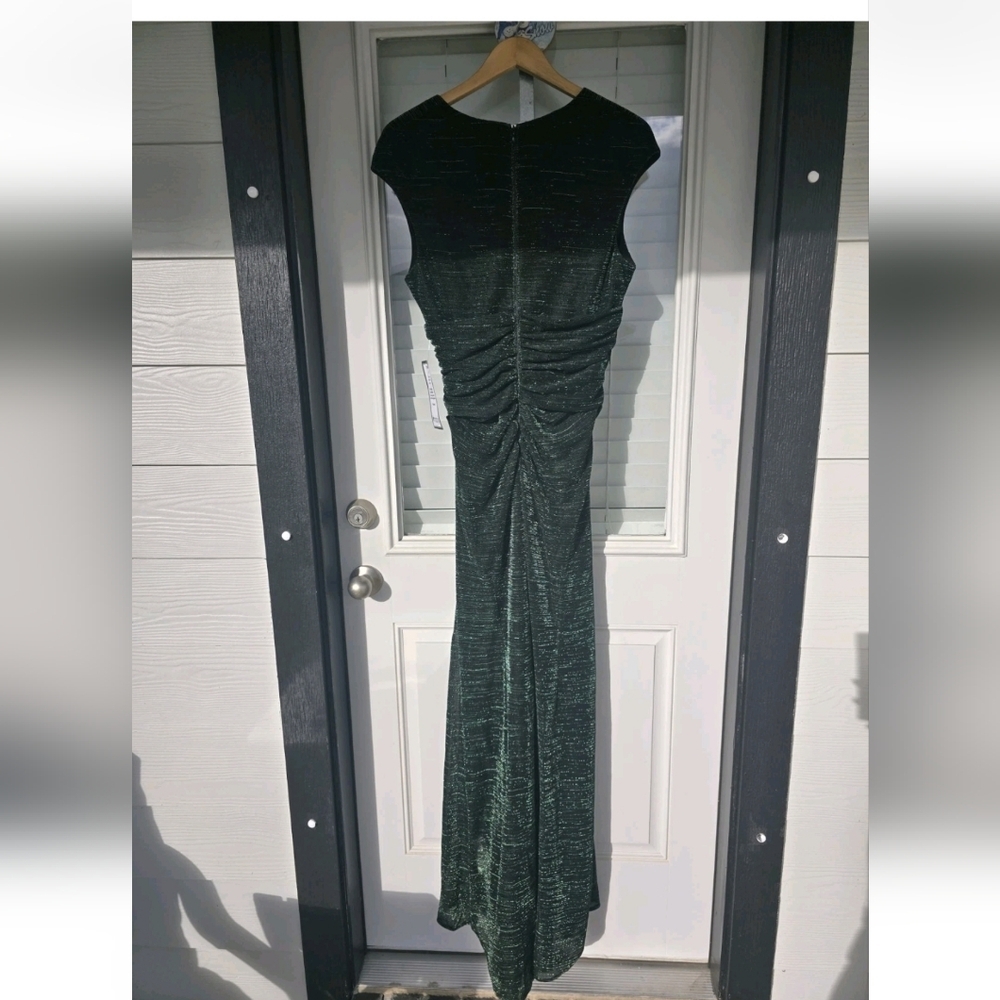 $269 Betsy & Adam Metallic Cap-Sleeve Surplice Gown Sz 12 Green Women Wedding - Picture 13 of 14